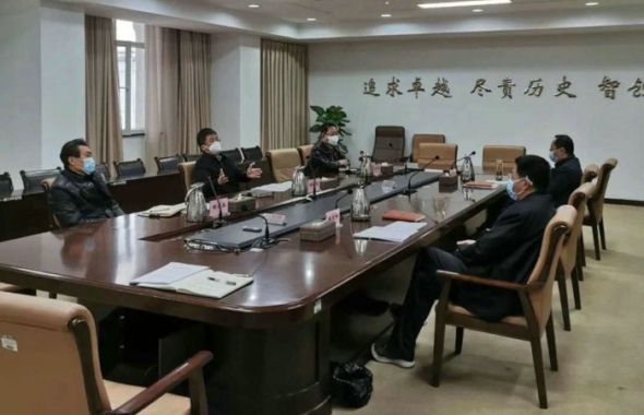 堅(jiān)決貫徹落實(shí)習(xí)近平總書記重要講話精神， 著力做到疫情防控和經(jīng)濟(jì)發(fā)展兩手抓、兩不誤